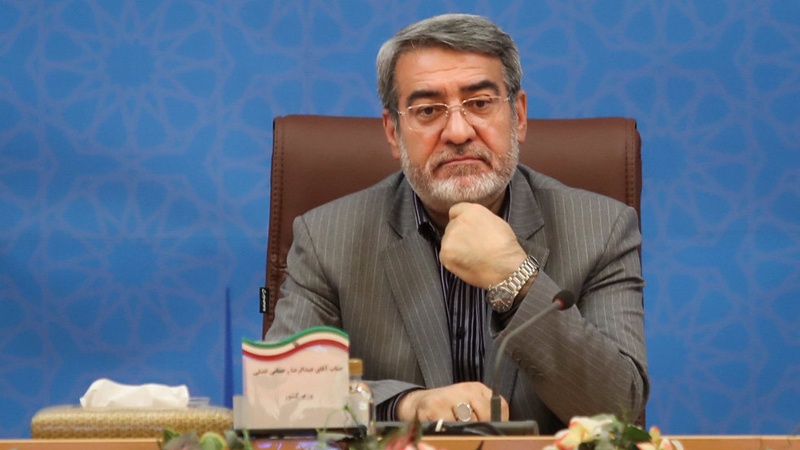 وەزیری ناوخۆی ئێران ڕوو لە ترەمپ: خەڵکی ئێران لەکانیاوی ئازادیی شۆڕش پاڕاو بوونە