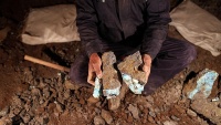 Rudnik tirkiza u Nejšaburu