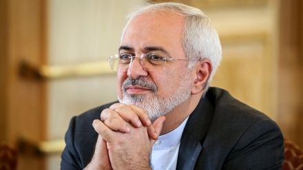 زەریف: ترەمپ جارێکی تر نەزانیی خۆی لەبارەی ئێران و ناوچە دا سەڵماند