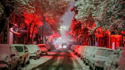 بارینی قورسی بەفر لە تاران و بەشی باکووریی ئێران