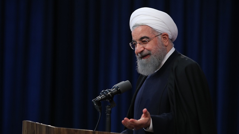 جەختکردنی رۆحانی لە سەر جۆربەجۆری هەناردەی کاڵاکانی نانەوتی و کەمبوونی زەبروێکەوتنی ئابووری ئێران 