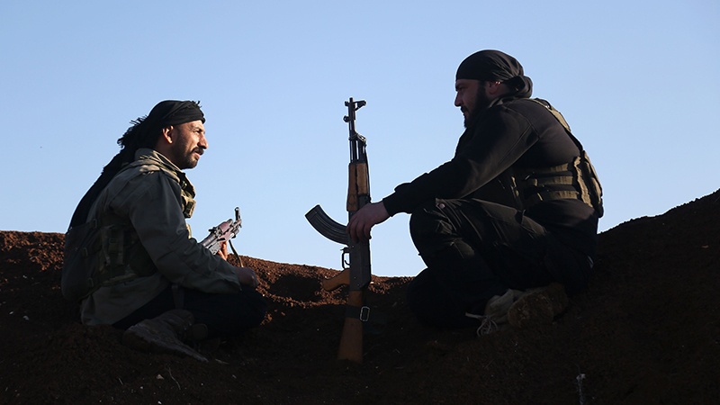 Endamên çekdare Artêşa Azad a Sûriyê ketine nav Efrînê