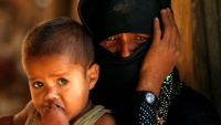 Suze jedne žene izbjeglice Rohingja u džamiji u izbjegličkom kampu u Bangladešu
