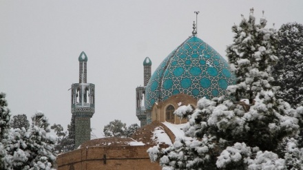 بارینی یەكەم بەفری زستان لە شاری كرمان
