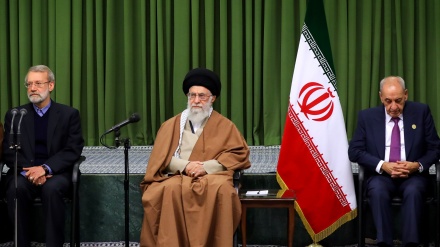 فلسطین کے دفاع اور صیہونی حکومت کے خلاف استقامت پر رہبر انقلاب اسلامی کی تاکید