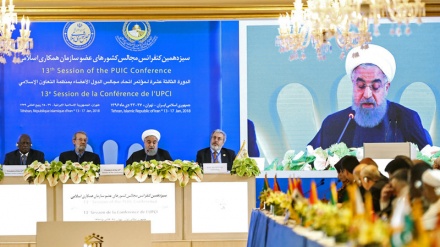 عالم اسلام کے مسائل پر اسلامی ملکوں کے درمیان تبادلۂ خیال