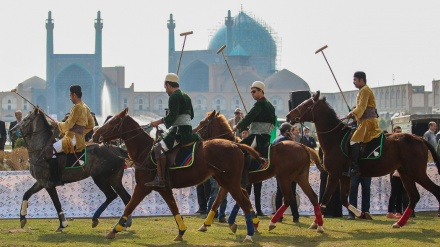  اصفہان میں پولو کے مقابلے 