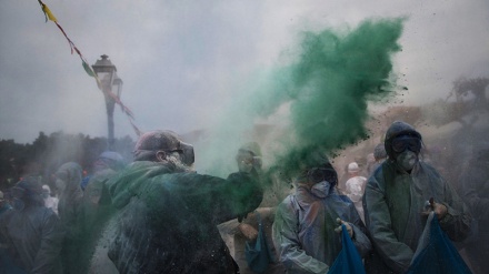 Festival praškastih boja u Grčkoj