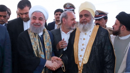 حەسەن رۆحانی لە نوێژی هەینیی