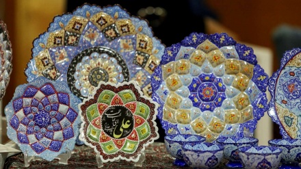  شیراز میں ہینڈ میڈ سے بنی ہوئی اشیاء کی نمایش