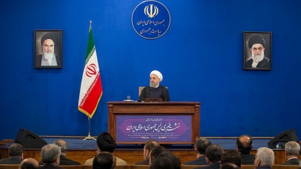  صدرحسن روحانی: ایران پر امریکی دباؤ غیر موثر 