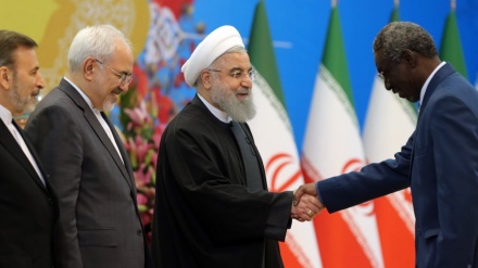  ایران کے صدر سے مختلف ممالک کےسفیروں کی ملاقات 