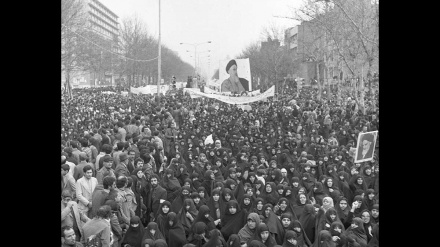 19 بھمن 1357 ھجری شمسی کو تہران میں ملین مارچ 
