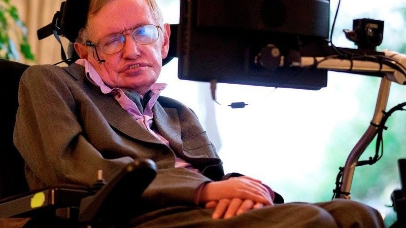 Fîzîkvanê navdar Stephen Hawking jiyana xwe ji dest da