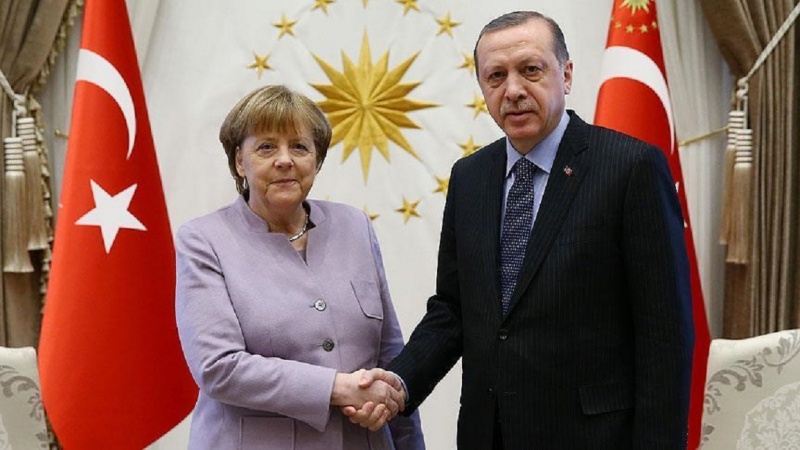 Erdogan i Merkel razgovarali o bilateralnim odnosima i regionalnim pitanjima