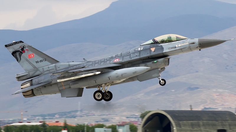 Türkiyənin bir ədəd F-16 qırıcısı süqut edib
