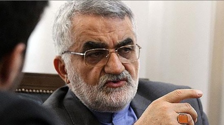 بروجێردی : بڕیارەکەی داناڵد ترەمپ بە زیانی ئەمریکا دەشکێتەوە