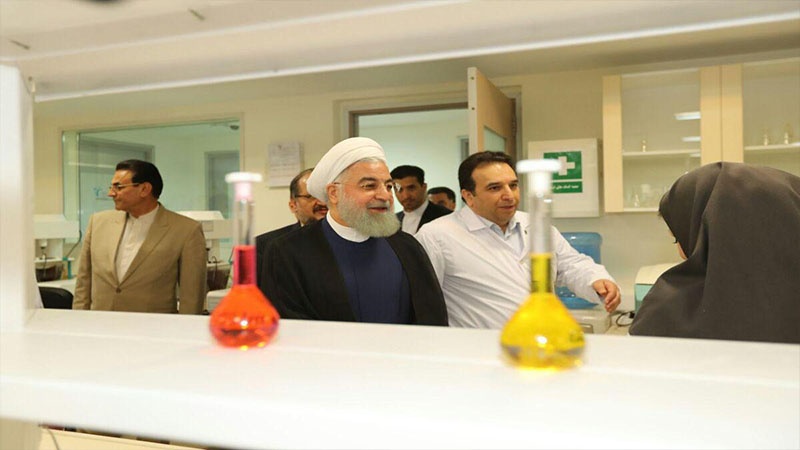 Ruhanî: Dewleta Îranê wê pişta hemî pişkên sivîl ên çalak di warê berhemanînê de bigire