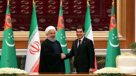 پێداگری لەسەر پەرەی هاوکاریی دوولایەنەی ئێران و پاکستان