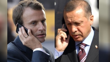 پەیوەندیی تەلەیفونیی سەرۆک کۆمارانی تورکیاو فەڕانسە