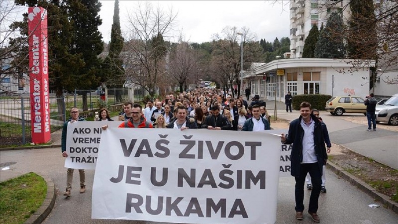 Ljekari u HNK održali protestnu šetnju i za 19. mart najavili generalni štrajk