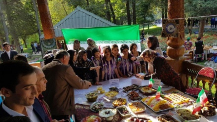 İran Tacikistanın turizm sərgisində iştirak edib