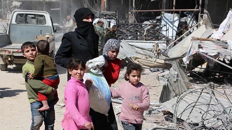  Bi dehan malbatên sûrî  li Xûteya rojhilata Şamê vegeriyan malên xwe