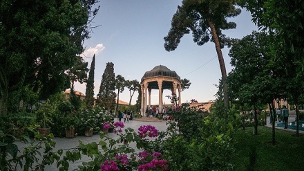 حافظیه یا حافظ کی آرامگاه 
