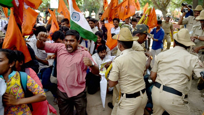ریزرویشن کے خلاف ہندوستان بند کی کال اور مظاہرے 