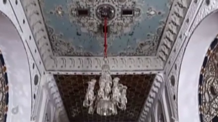 چەند بەشی سرنجراکێش لە دێکۆمێنتاری ئێران