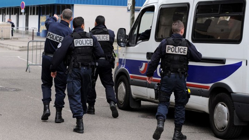 Fransanın şərqində musiqi festivalına avtomobillə hücum olunub