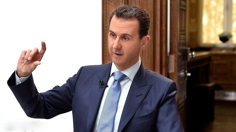 شامی صدر کا فاتحانہ انداز، فرانس کا اعزازی نشان واپس