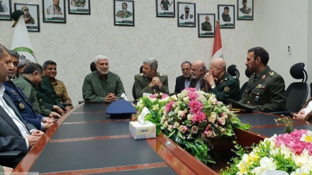 İranın müdafiə naziri Həşdüşşəbinin sədr müavini ilə görüşüb