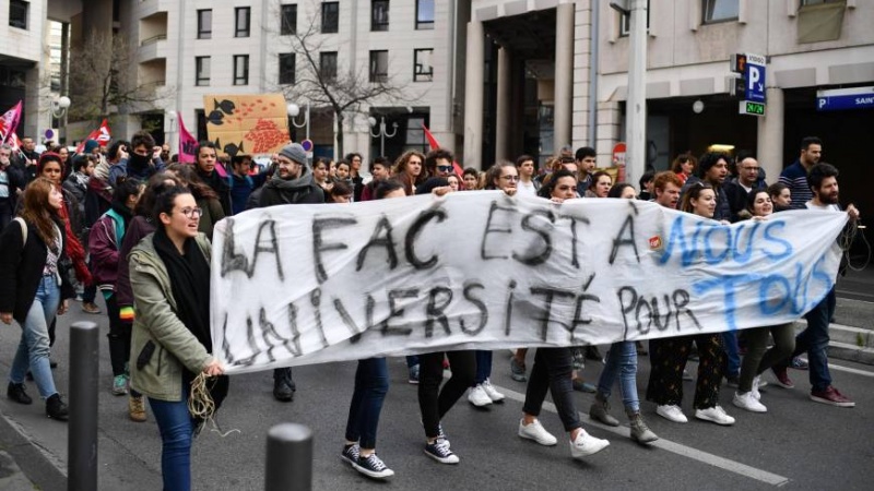 Fransa universitetlərində tətil aksiyası