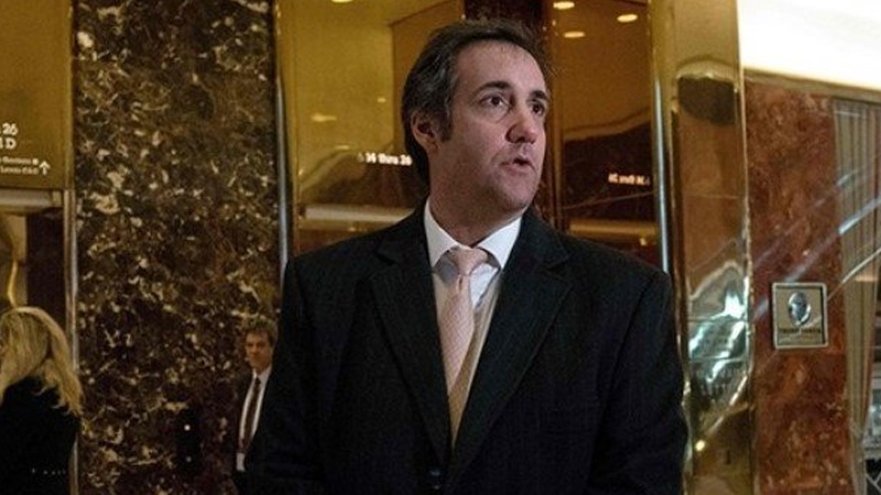 ABŞ federal polisinin məmurları Trampın vəkilinin ofisinə daxil olublar