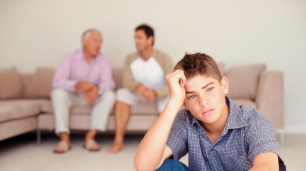 ڕێکارەکانی بەرگری لە رەفتار و کردەوە مەترسیدارەکانی نەوجەوانان