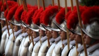 Snage švicarske garde u Vatikanu