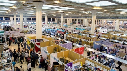 دەستپێکردنی سی و یەکەمین پیشانگای نێودەوڵەتی کتێبی تاران