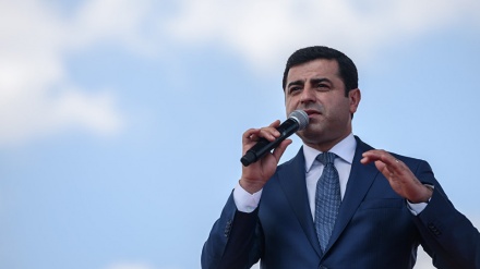  Demîrtaş: Eger li hemberî Erdogan teslîm dibûm niha li dewsa zîndanê , di nav koşk û serayê da dijiyam