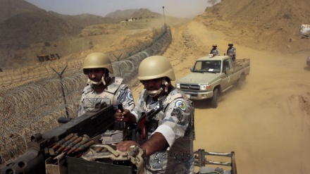 قطر کی سرحد پر سعودی  فوج کی نقل و حرکت