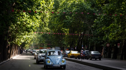  Parada klasičnih automobila u Teheranu