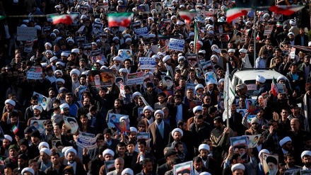 ایران بھر میں امریکہ مخالف ریلیاں، یورپ پر عدم اعتماد کا اظہار 