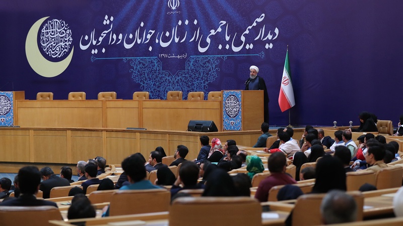 ایران کی کامیاب اور امریکہ کی ناکام خارجہ پالیسی