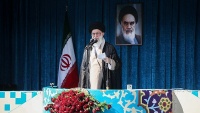 U Teheranu je bajram-namaz predvodio lider Islamske revolucije u Musali Imam Homeini (r.a).