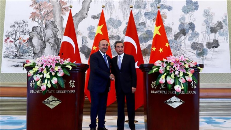 Türkiyə xarici işlər naziri Çin ilə əlaqələrin gücləndirilməsini vurğulayıb