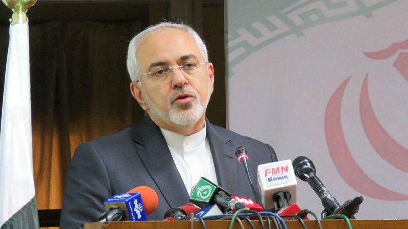  امریکی صدر کے غیر سنجیدہ اقدامات سے ایران کو فائدہ