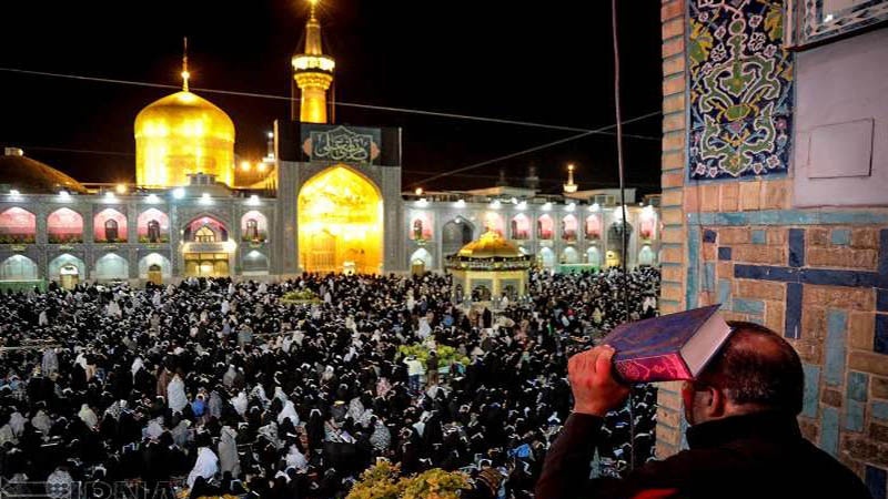 İslami İranda ilk qədr gecəsi mərasimləri keçirilib
