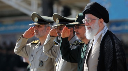 ایران کے عوام ہی دراصل اسلامی جمہوری نظام ہیں: رہبر انقلاب اسلامی