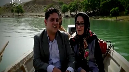 جەماڵ زەهرا مامۆستایەکی کەم ئەندامی مەهابادی