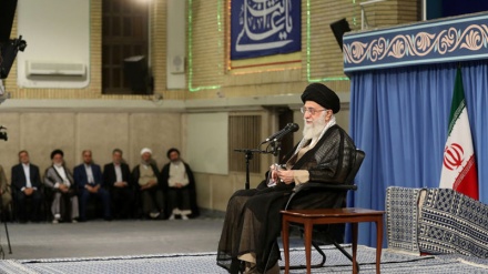 حقیقی حج مشرکین سے بیزاری کے اعلان اورمسلم اتحاد کی کوشش کا نام ہے، رہبرانقلاب اسلامی